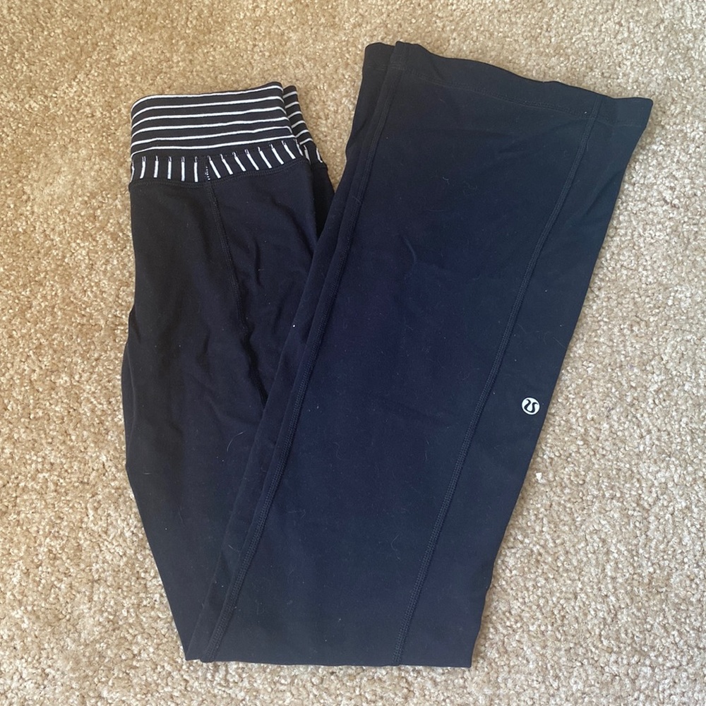 Wide leg lulu lemon leggings